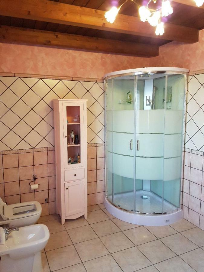 Casa Vacanza Il Mandorlo Domusnovas Buitenkant foto