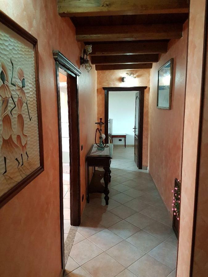 Casa Vacanza Il Mandorlo Domusnovas Buitenkant foto