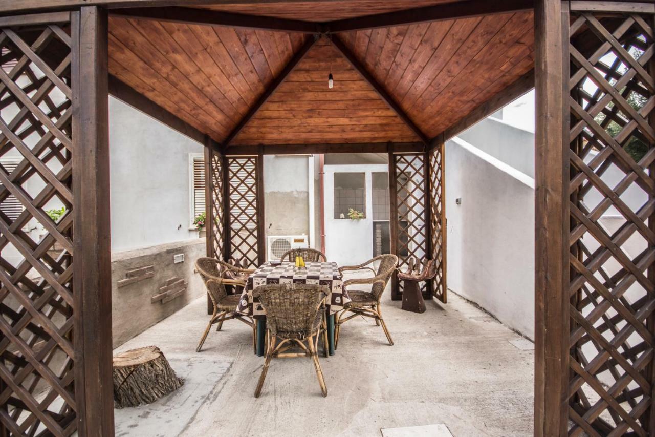 Casa Vacanza Il Mandorlo Domusnovas Buitenkant foto