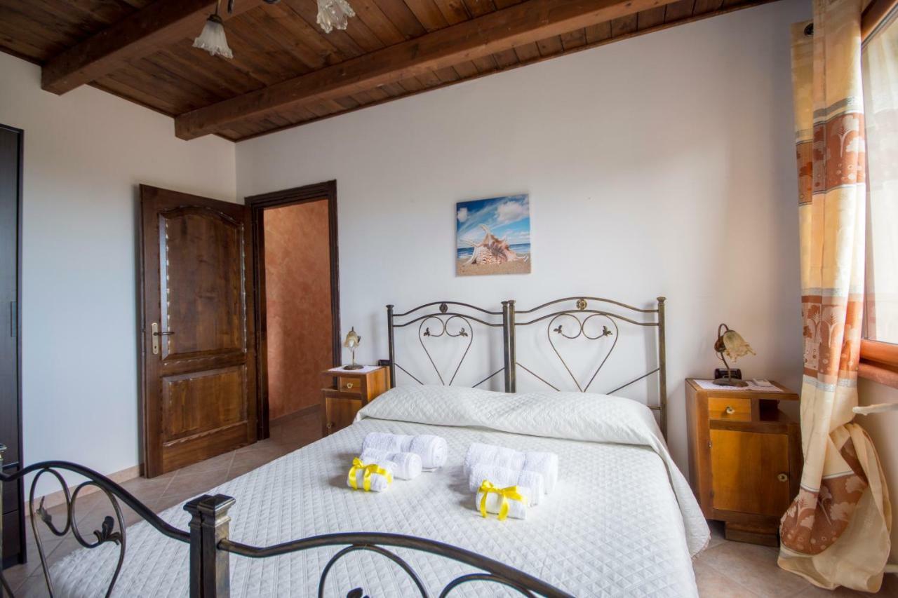Casa Vacanza Il Mandorlo Domusnovas Buitenkant foto